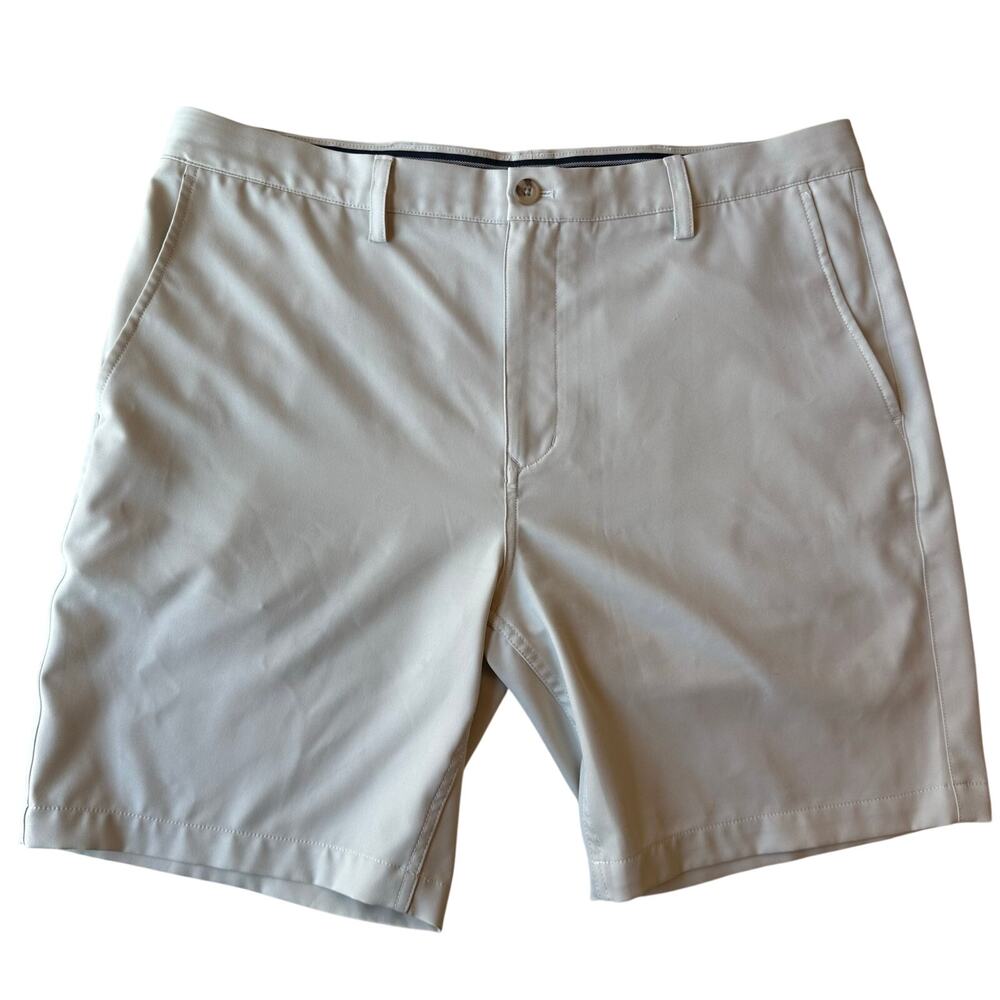 Vineyard Vines Men's Size 38 Links Short Light Tan 9inch Golf